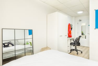 Silver En Suite City View at MyPad Paisley, 26 Gilmour Street, City Centre, Paisley, PA11EQ - Image 4